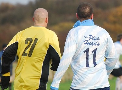 Baldies v Pissheads

(C) www.stevenc.co.uk