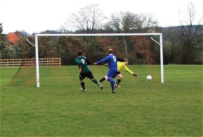 Schaafy scores a Semi Final winner