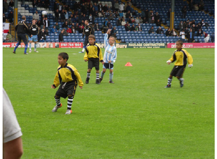 Pumas win 4-1 at Gigg Lane 