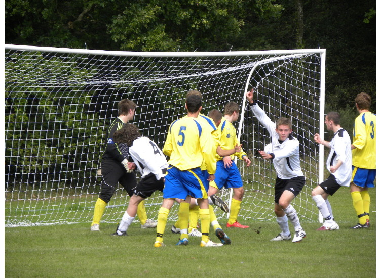 Tom Hunt bags first goal of the season