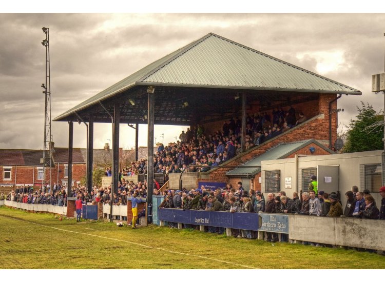 Capacity crowd