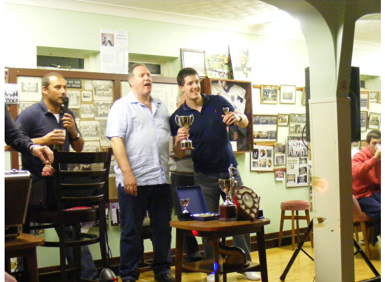wayne managers player res