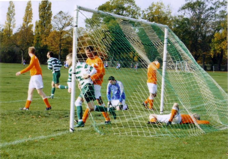 Goal - Tommy Neil