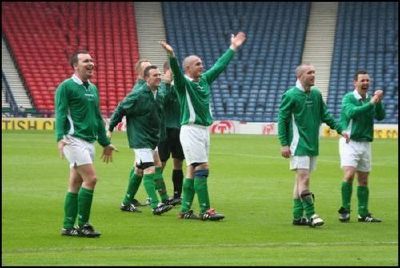 Deeley, Joyce, Bell, Ruane and O'Brien celebrating Scottish Cup win - May 2006