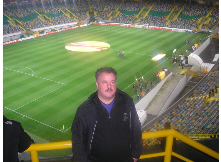 Stephen "Scranner" Smith inside stadium
