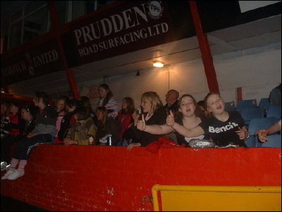 Treowen Utd cheered on the Arsenal players for the whole of the 90 minutes, the Arsenal players said after the game they have never herd anything like it and could we go to every game.